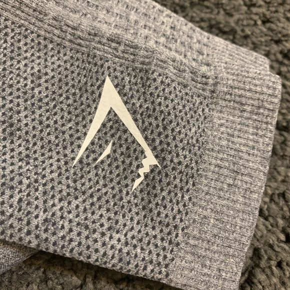 Ombré Seamless Legging | Gymshark | Grey | White - Picture 6 of 10